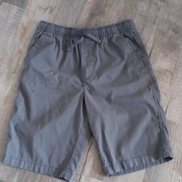 Size 14 boys shorts bundle - Picture 3 of 4
